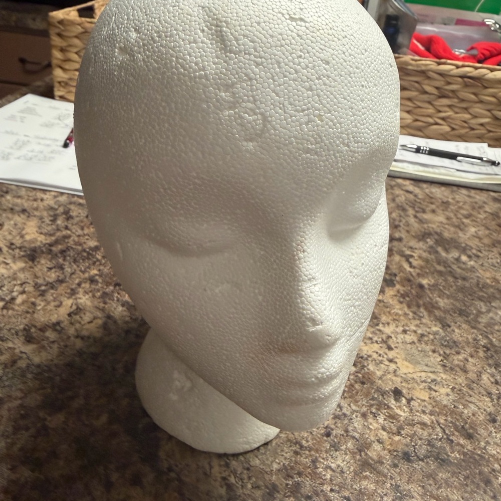White Foam Styrofoam Mannequin Head